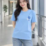 Áo thun đồng phục màu xanh dương nhạt, in lụa trước ngực, form cổ tròn form regular, chất cotton compact