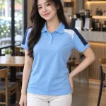 Áo polo đồng phục màu xanh dương nhạt, vai phối màu, form cổ bẻ trơn, chất pique poly co giãn