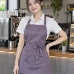 Tạp dề đồng phục màu tím khói, đường may gia cố, form ngắn thắt eo, chất vải chống thấm