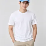 Mũ đồng phục màu xanh dương nhạt, viền chỉ tương phản, form lưỡi trai sáu múi, chất cotton twill