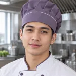 Mũ đồng phục màu tím khói, viền chỉ tương phản, form mũ bếp chụp đầu, chất vải canvas