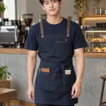 Đồng phục quán cafe màu xanh navy, túi dụng cụ nhỏ, form áo thun phục vụ, chất canvas mềm