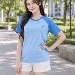 Áo teambuilding màu xanh dương nhạt, chia màu theo đội, form tay raglan, chất cotton poly