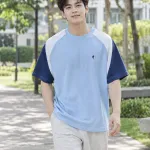Áo nhóm màu xanh dương nhạt, phối tay hai màu, form form oversize, chất cotton compact